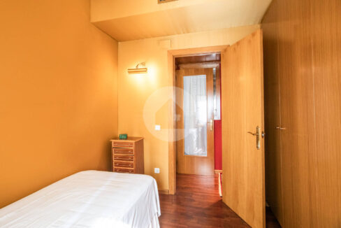 49e7a2bd-83cb-445e-8b26-9212f493754c-3
