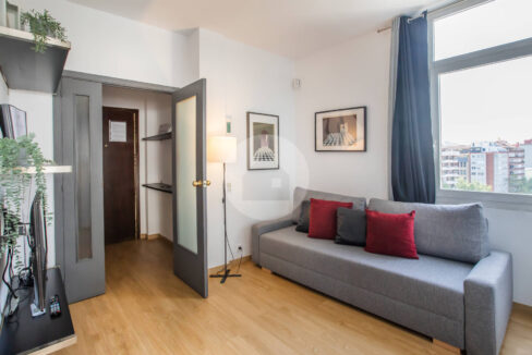 061b041e-ad32-48ac-a1b5-420a9cdc86dd-1