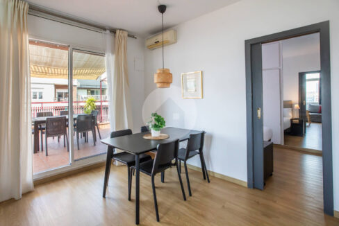 98ec96ef-99af-4d67-ab0e-7c9e4ce5d269-1