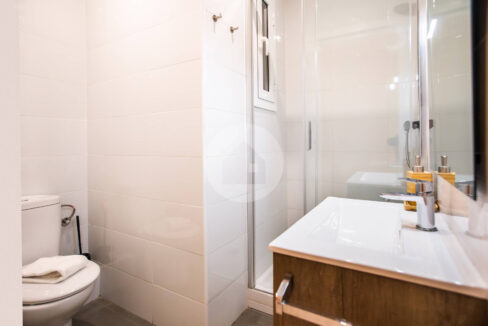 ba290d6e-07c1-425e-aeee-bb9edd4e462a