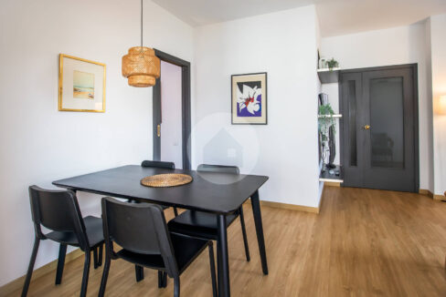 d1851acb-c255-4413-bce3-9ab89375ea68-1