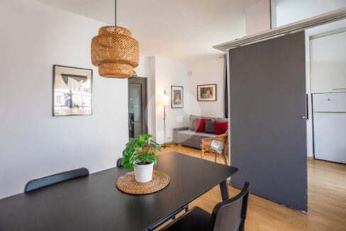 e0492d20-5bf2-41e6-8545-47d32888e102-1