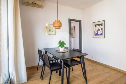 e97f745f-620c-4042-bfbc-f09bac1e2c39-1