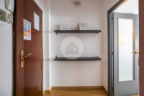 f2547a22-b280-4fdc-a6aa-adde24256dbe-1