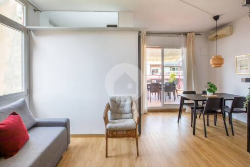 f4f1595b-db66-4202-9f83-d5f0b6f70007-1