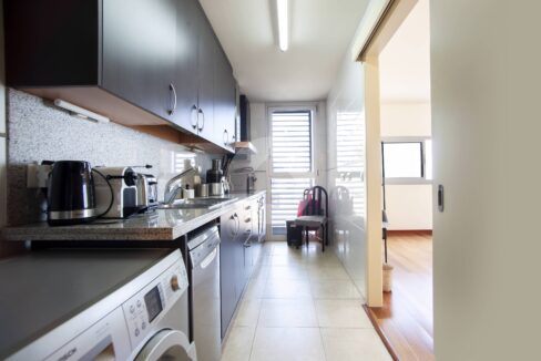 eb9f72e7-bc25-4f9e-94b9-1b4022778a25-1