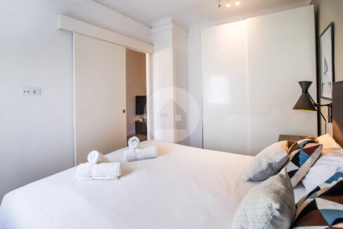 0ecb844a-295c-453a-b389-f7bccb4e7282