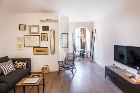 727cf9ed-cc18-4520-beec-ced1ed9dd417