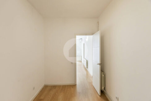 0d2a360f-bf7c-4de0-a386-368feff821c5-2
